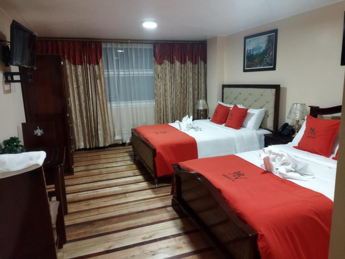 Hotel Velanez Suite Ріобамба Екстер'єр фото